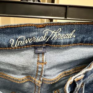 2 pairs of jeans sz 4/27R